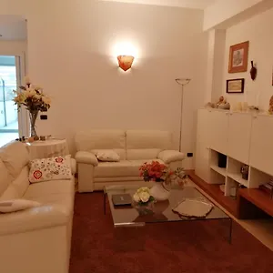 Casa Lauretta - Terrazza - Garage Wifi E Bici Gratuite Lecce